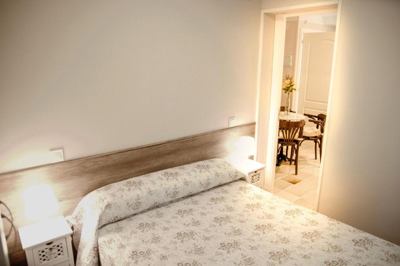 Apartamentos Individuales Con Piscina Galapagar Esterno foto