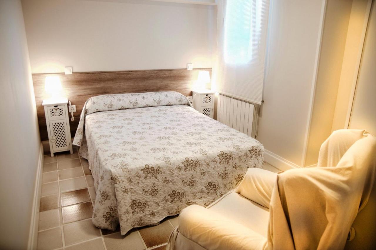 Apartamentos Individuales Con Piscina Galapagar Esterno foto
